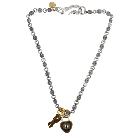 HEART HOOK NECKLACE
