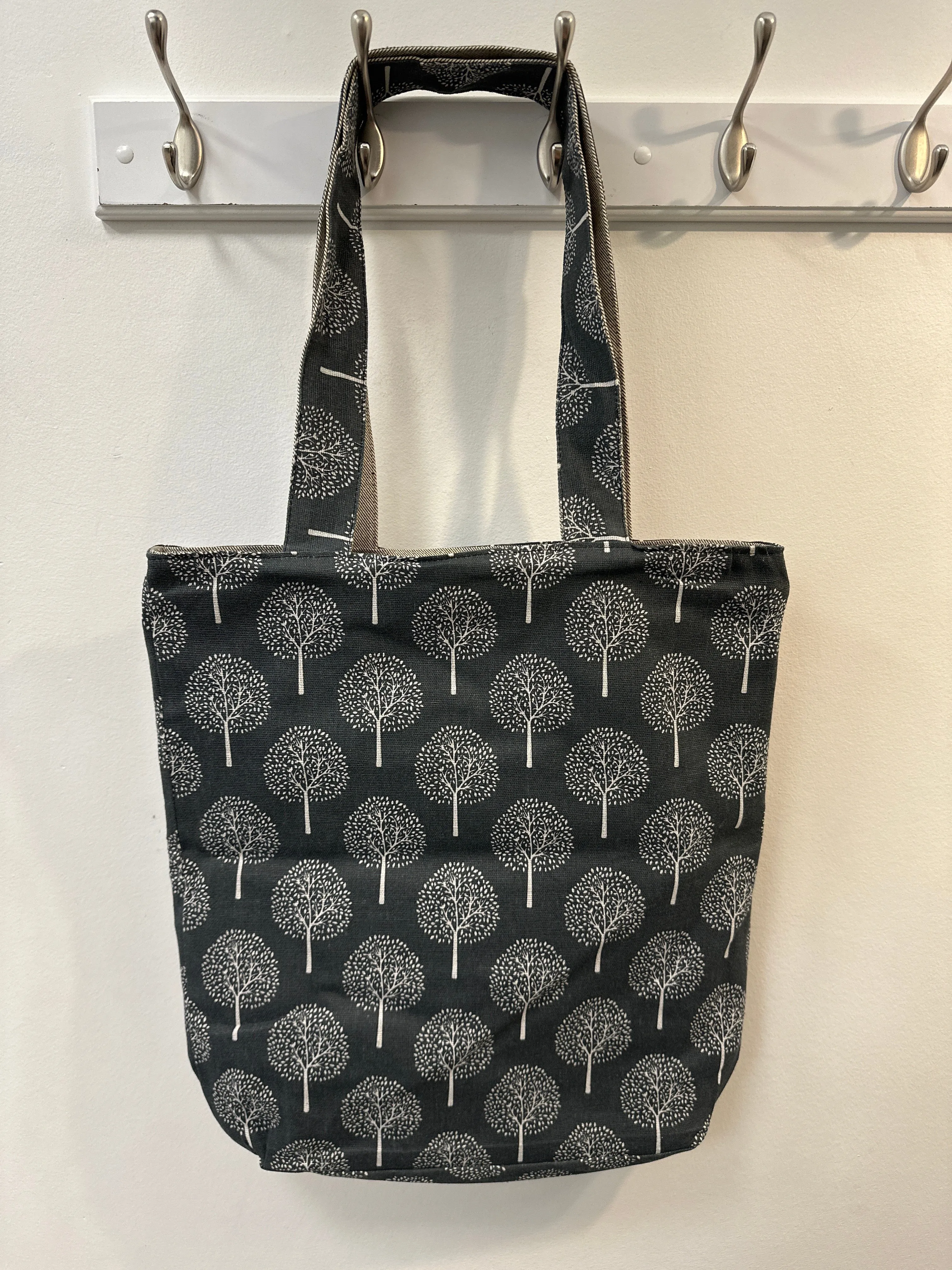 Tote with Zip